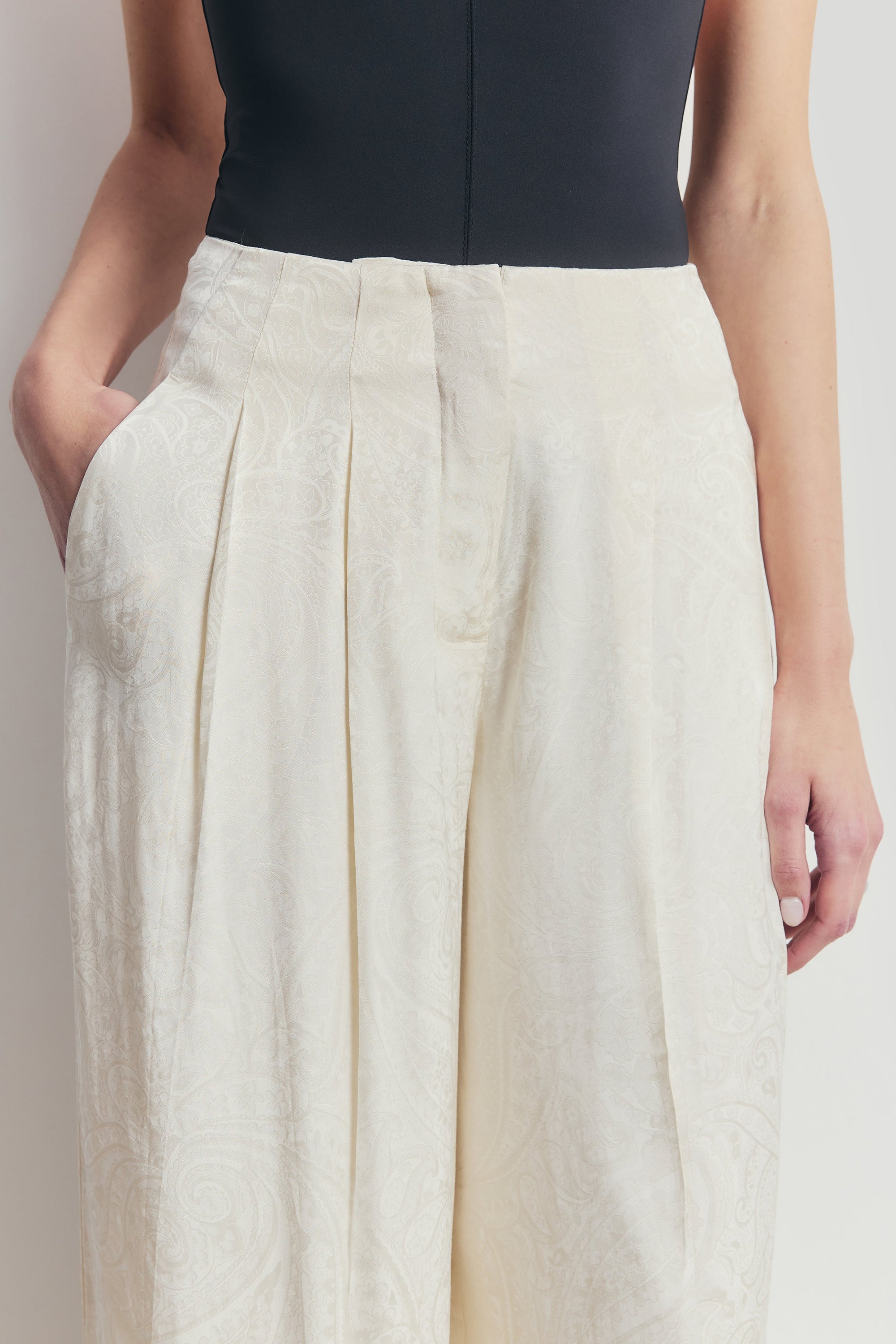 Pleated Jacquard Wide Leg Trousers - Cream